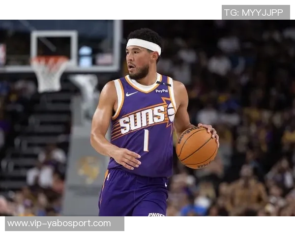 布克高效发挥助球队取胜13投6中贡献19分6板5助3断正负值17