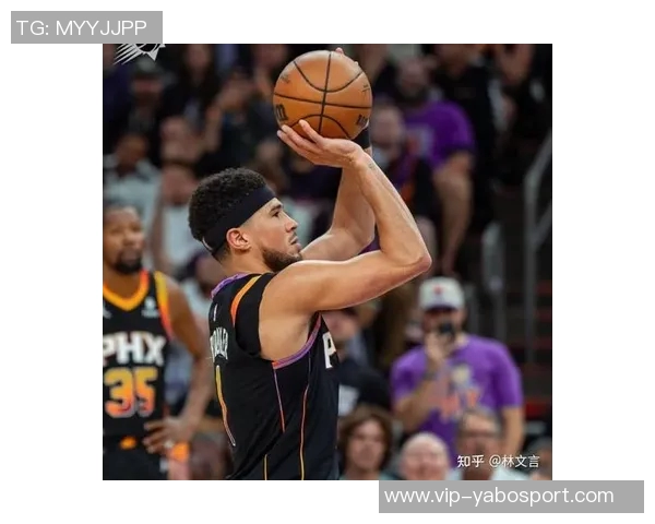 布克高效表现16投10中罚球全中独得31分助球队争胜