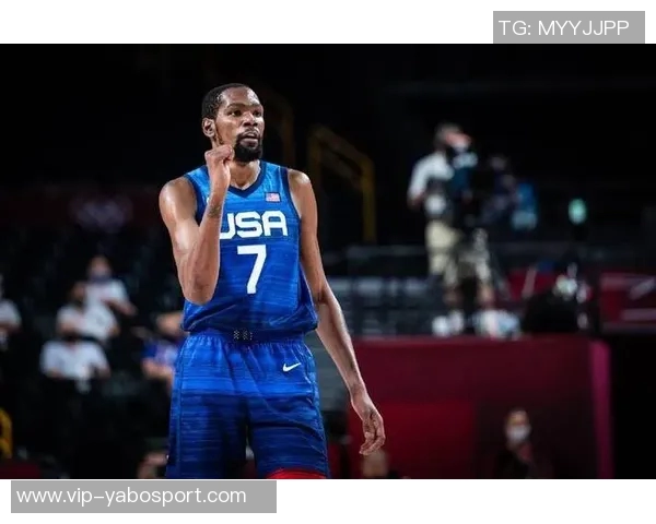 杜兰特赞詹姆斯全明星专注力不投半场三分不用左手上篮