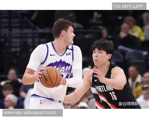 开拓者小阵容展现锋线运动潜力小杨登场时间或将缩减